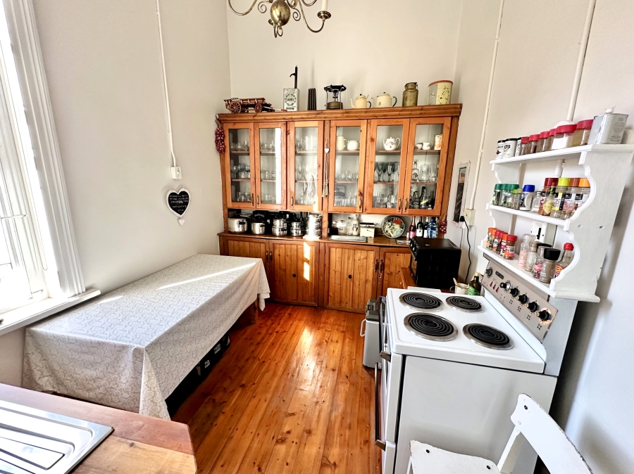 4 Bedroom Property for Sale in Bergzicht Western Cape